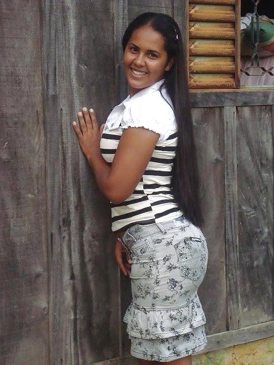25P Brazilian Religious Women (Protestants # 5)