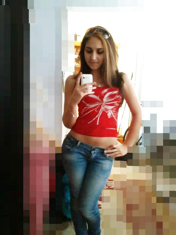 25P Teen sluts in tight jeans 1.