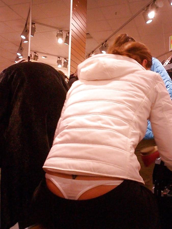 22P Thong Slips
