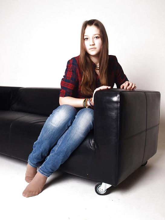 25P Jeans on Pantyhose