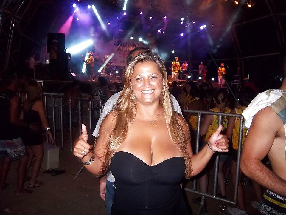 25P Brazilian Milf With Big Tits