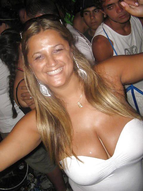 25P Brazilian Milf With Big Tits