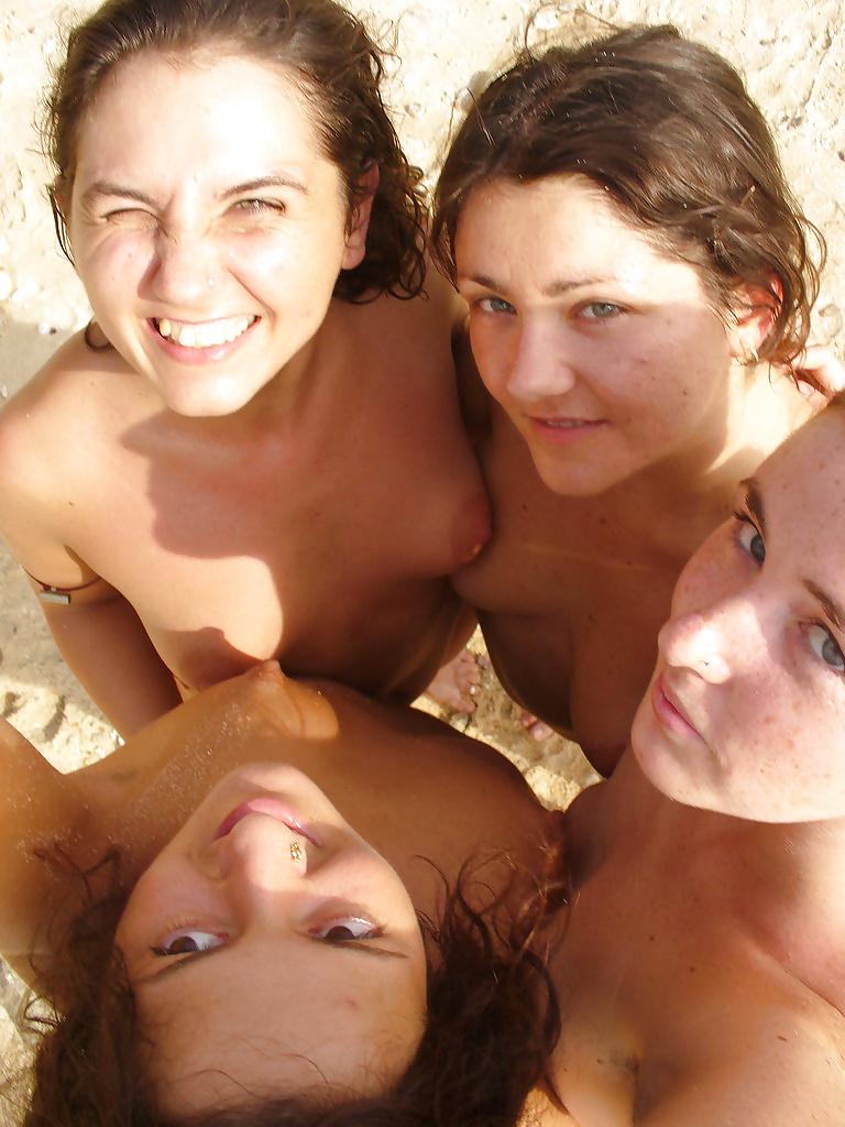 15P Bathing between friends