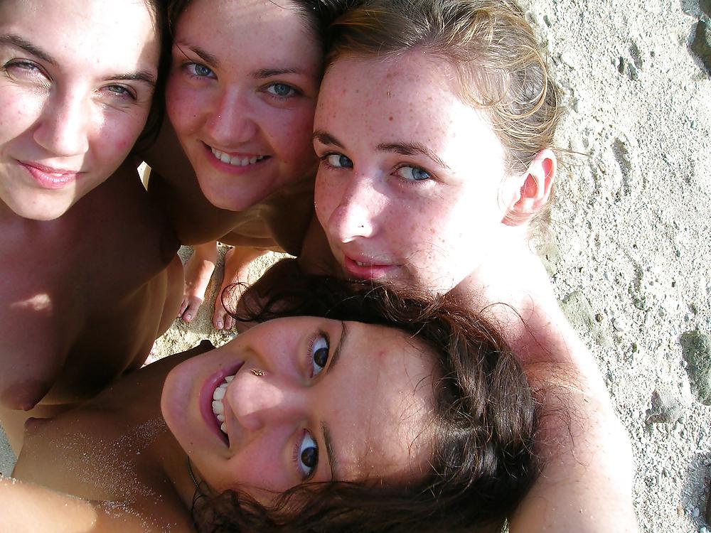 15P Bathing between friends