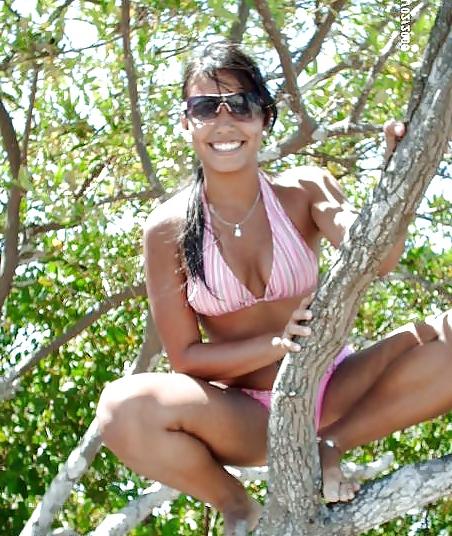 25P Brazilian cute friends 