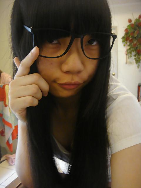 25P Chinese College girl went naughty with her beloved BF