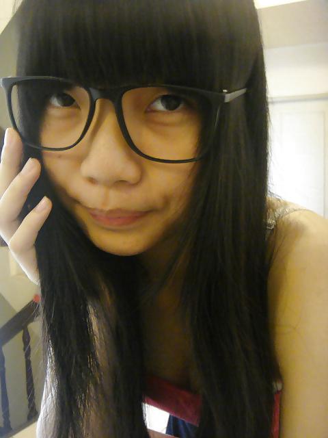 25P Chinese College girl went naughty with her beloved BF