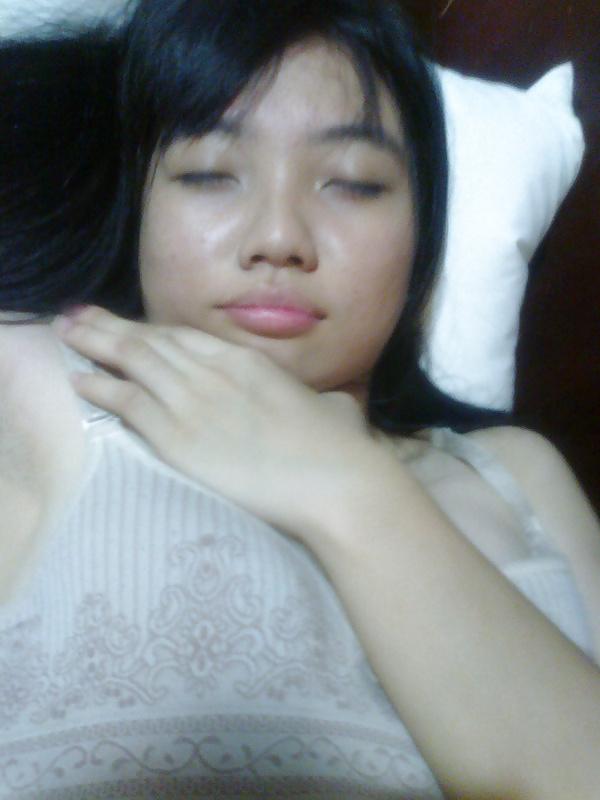 25P Chinese College girl went naughty with her beloved BF