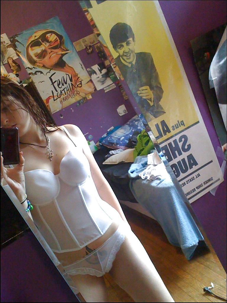 25P Mirror pics 