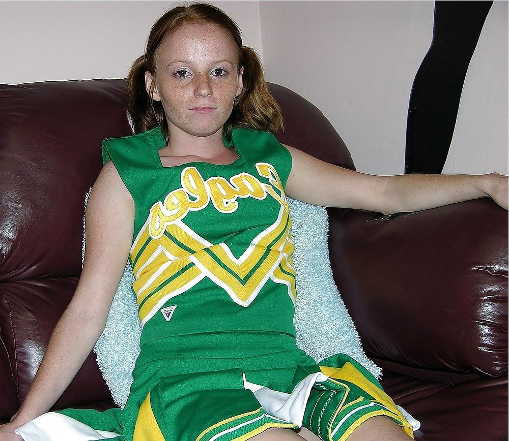25P Mirror Girls: Teen Self Shots 1