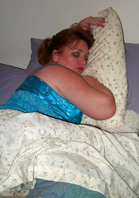 16P More redhead mature fat slut