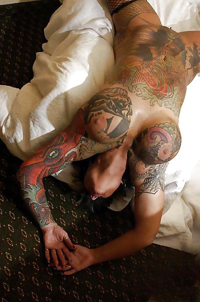 25P Inked Adult Entertainer: BlacK Widow