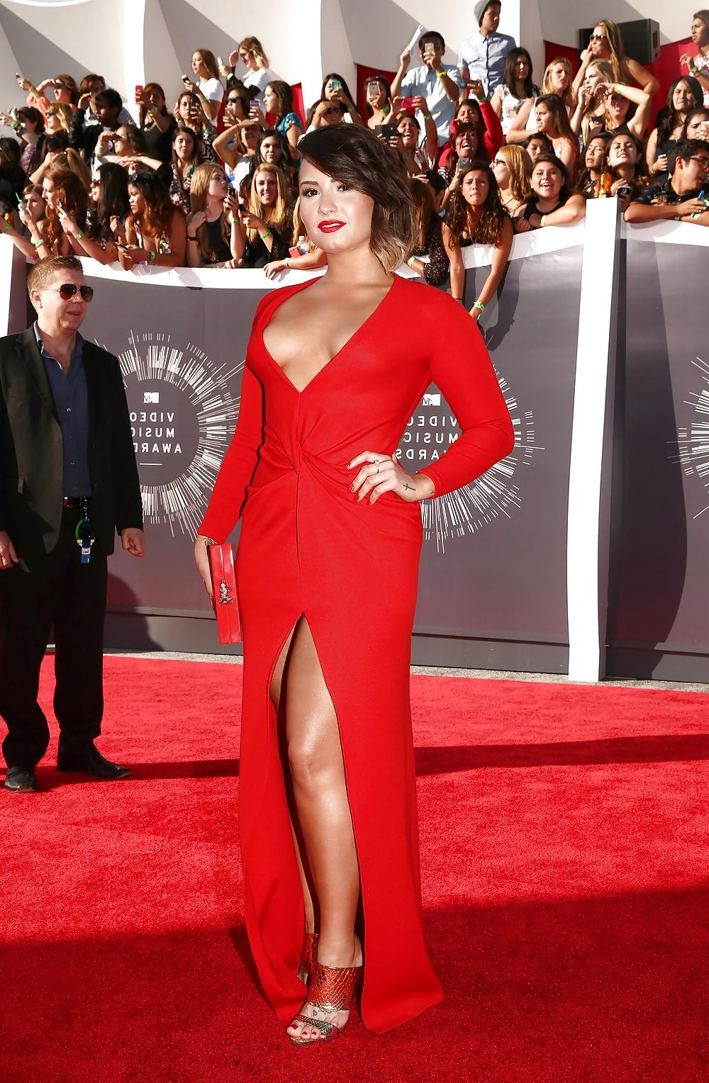 17P Demi Lovato - MTV Video Music Awards 2014