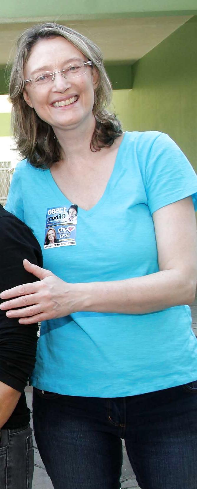 15P Hot brazilian politician