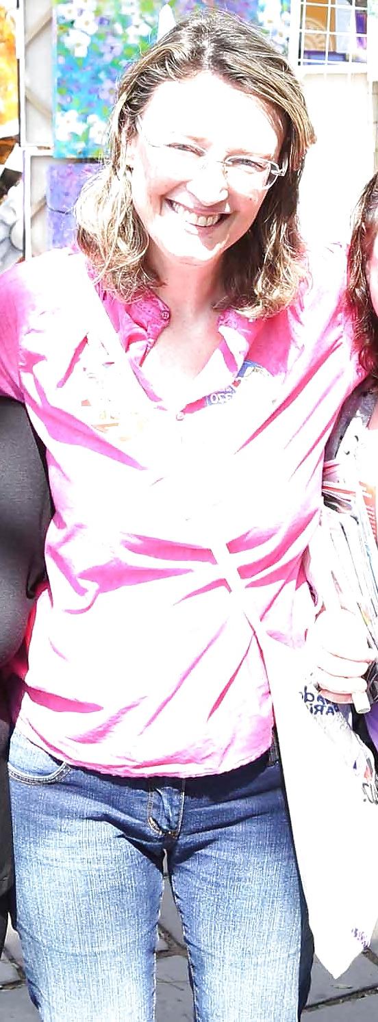 15P Hot brazilian politician