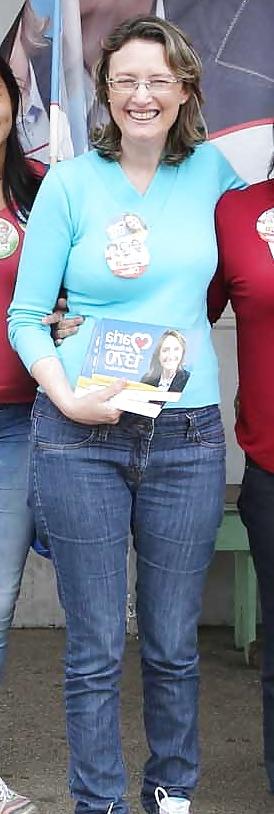 15P Hot brazilian politician