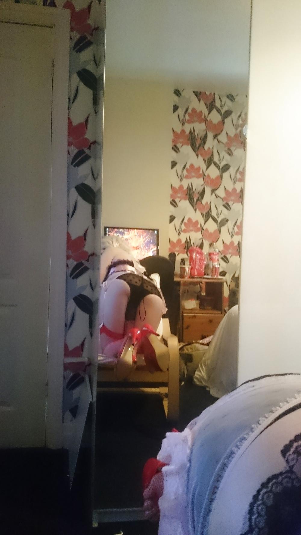 25P Blonde bimbo in pink corset