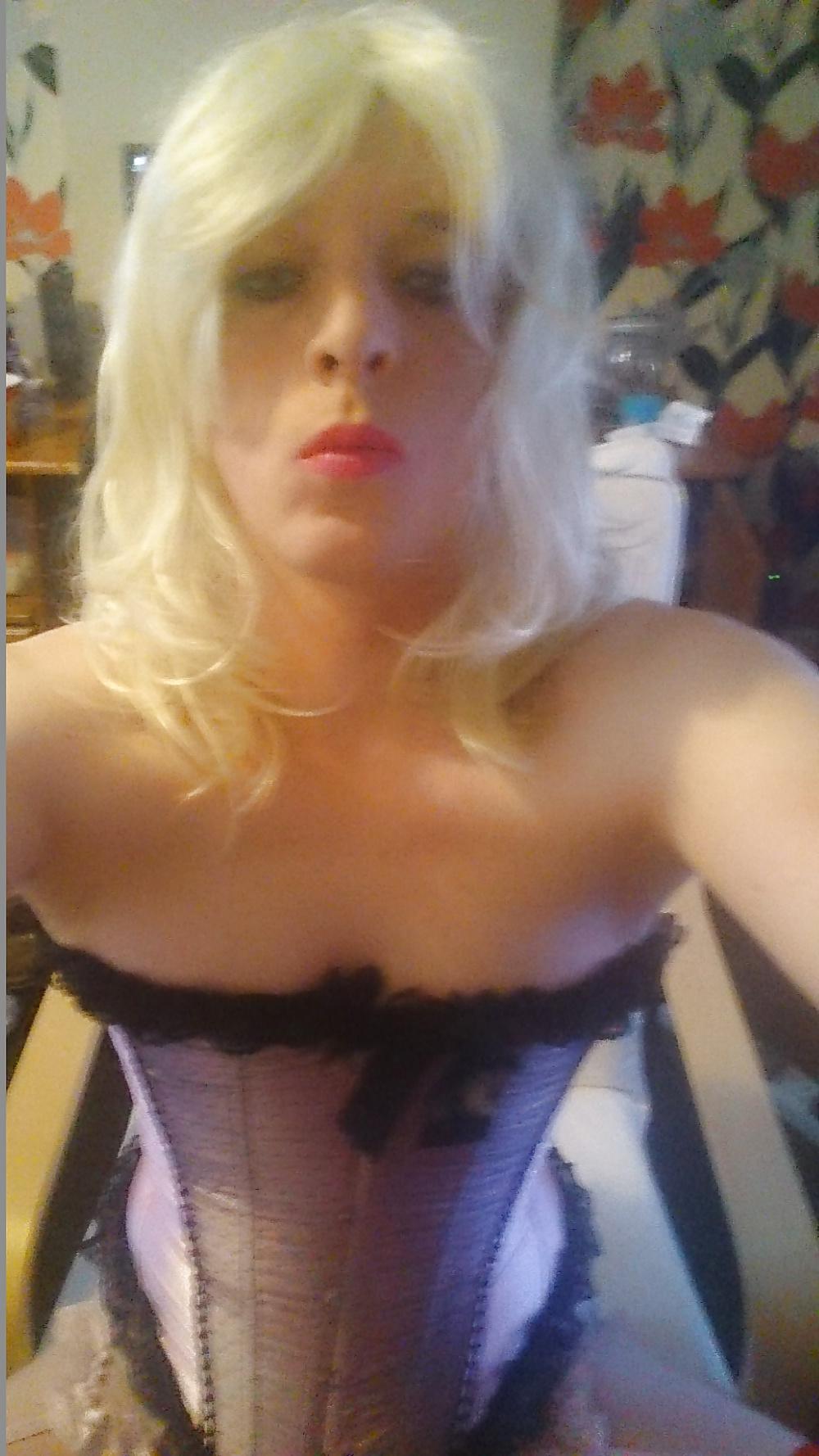 25P Blonde bimbo in pink corset