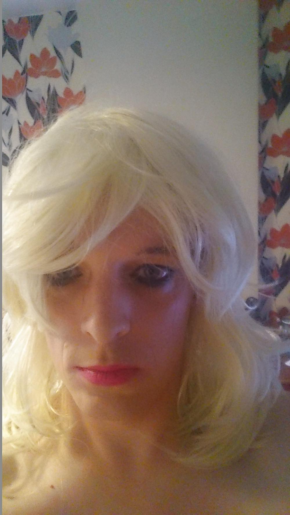 25P Blonde bimbo in pink corset
