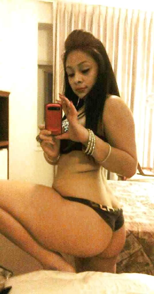 6P Thick latina