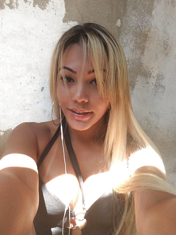 25P Brazilian TGirls