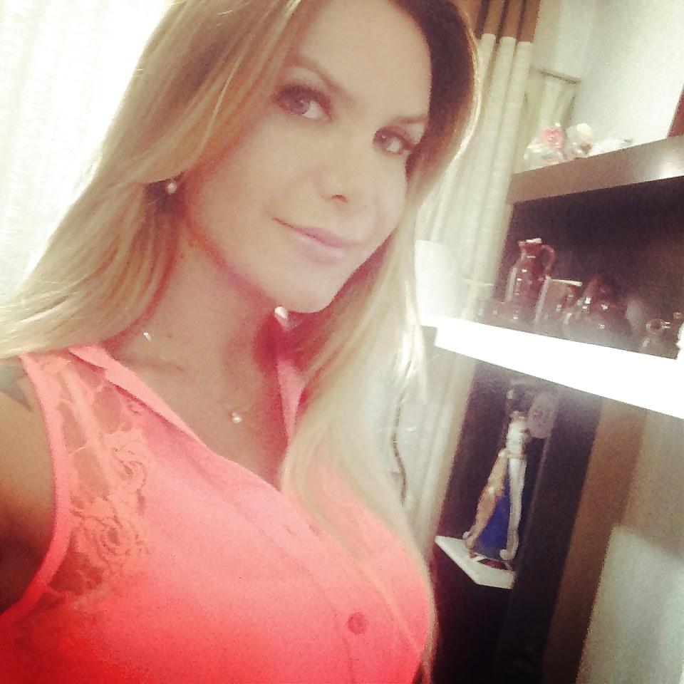 25P Brazilian TGirls