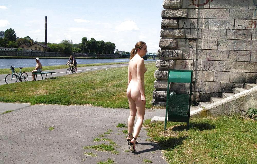 25P Public Heels