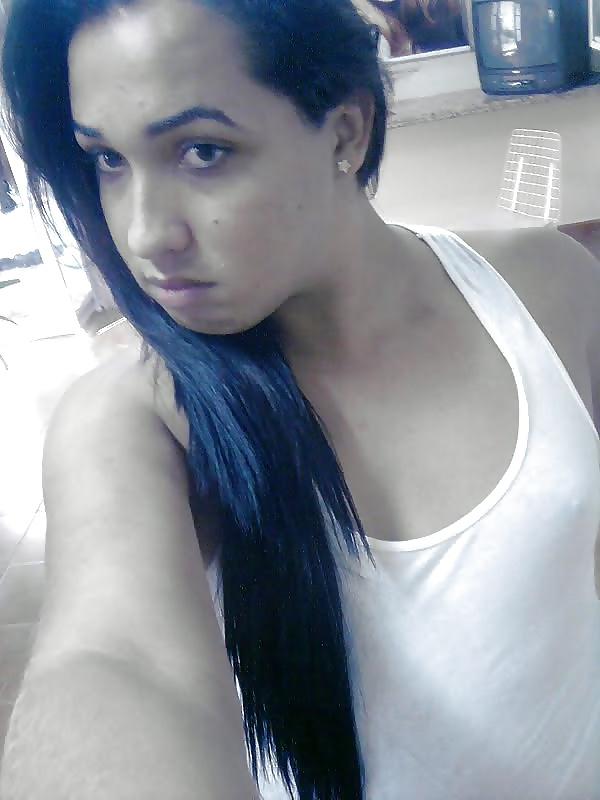 17P Brazilian Young Shemale Tawanny Tavares (non-nude)