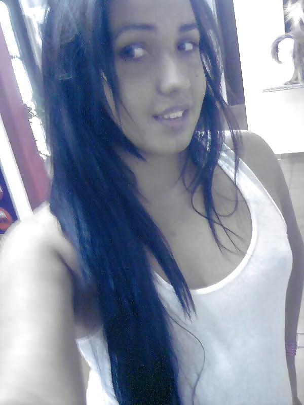 17P Brazilian Young Shemale Tawanny Tavares (non-nude)