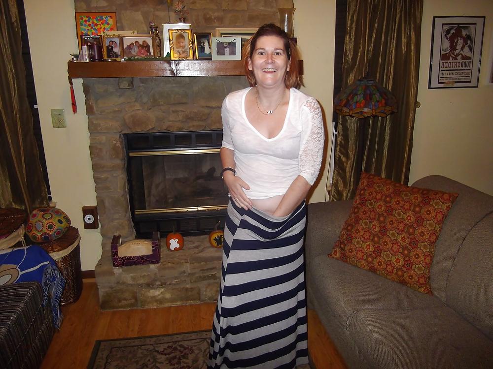 15P Wife pics right before she made new video