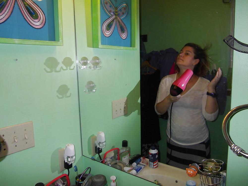 15P Wife pics right before she made new video