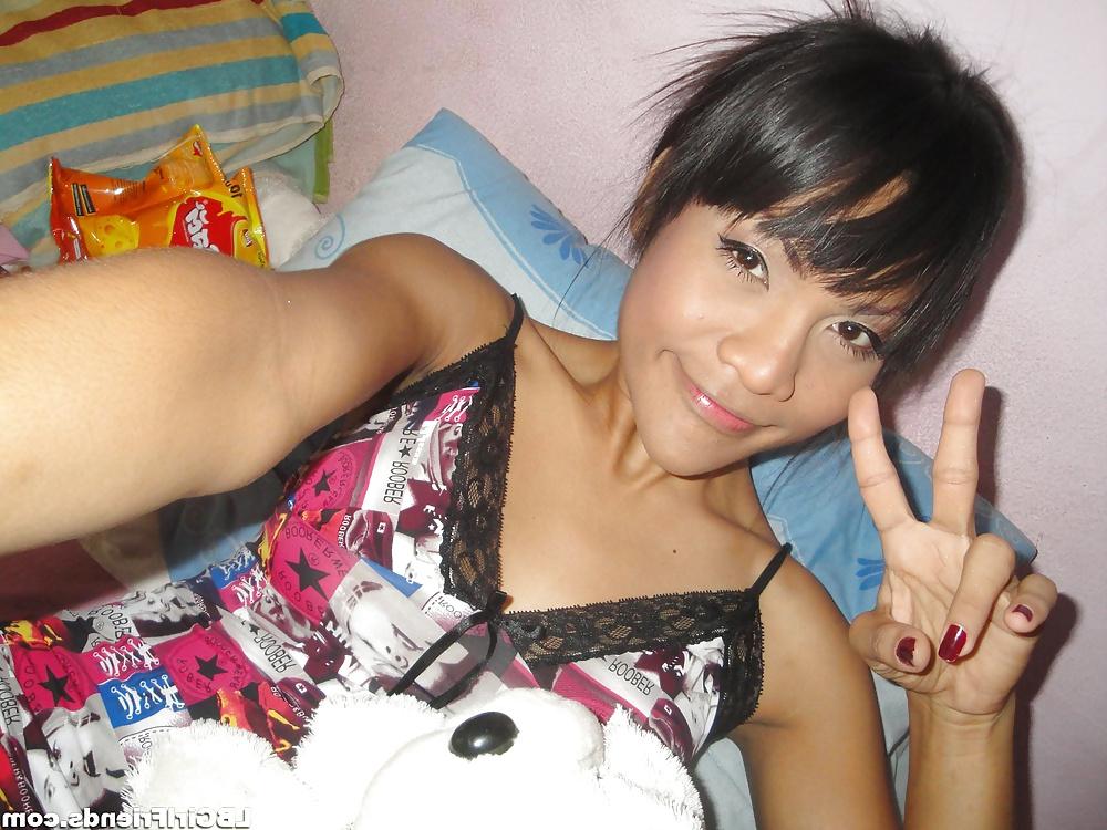 15P Ladyboy Glamour Band 2