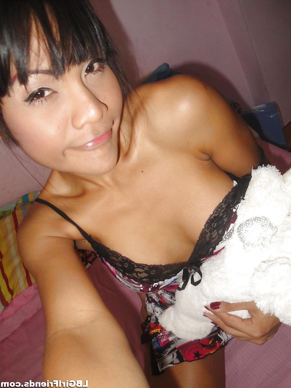 15P Ladyboy Glamour Band 2