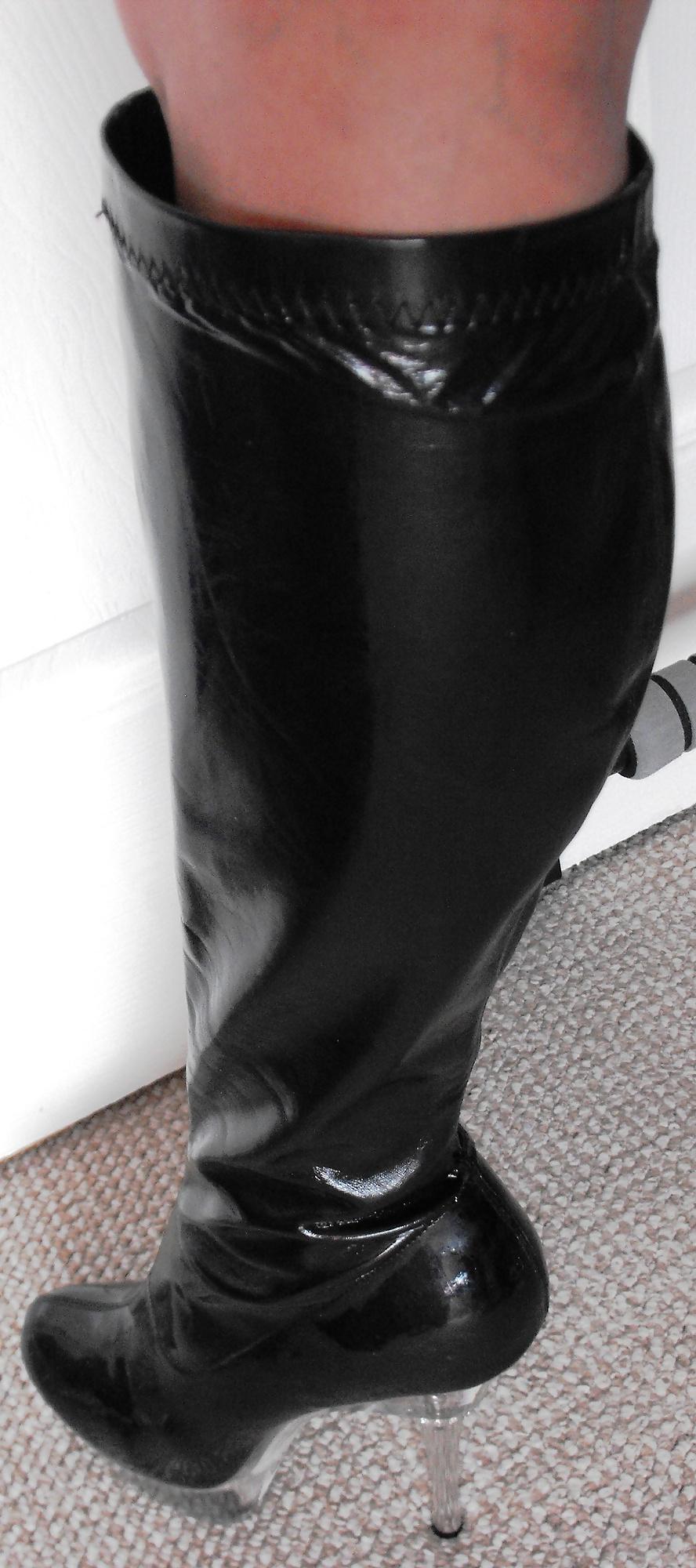 12P My Redhead Tattoo Milf Tied Up