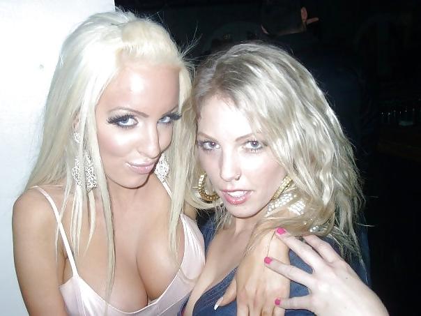 25P Bimbo Invasion 12