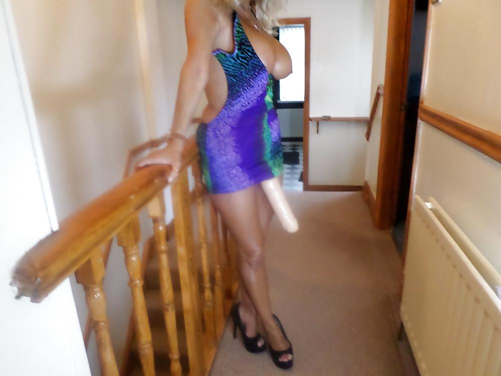 22P Milf dominating x