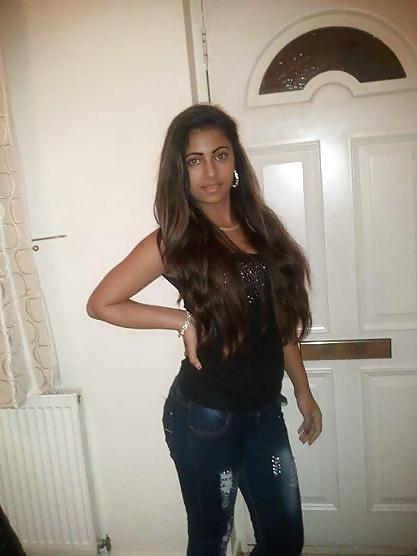 25P Teen sluts in tight jeans 2.