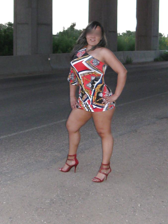 12P Thick curvy milf latina