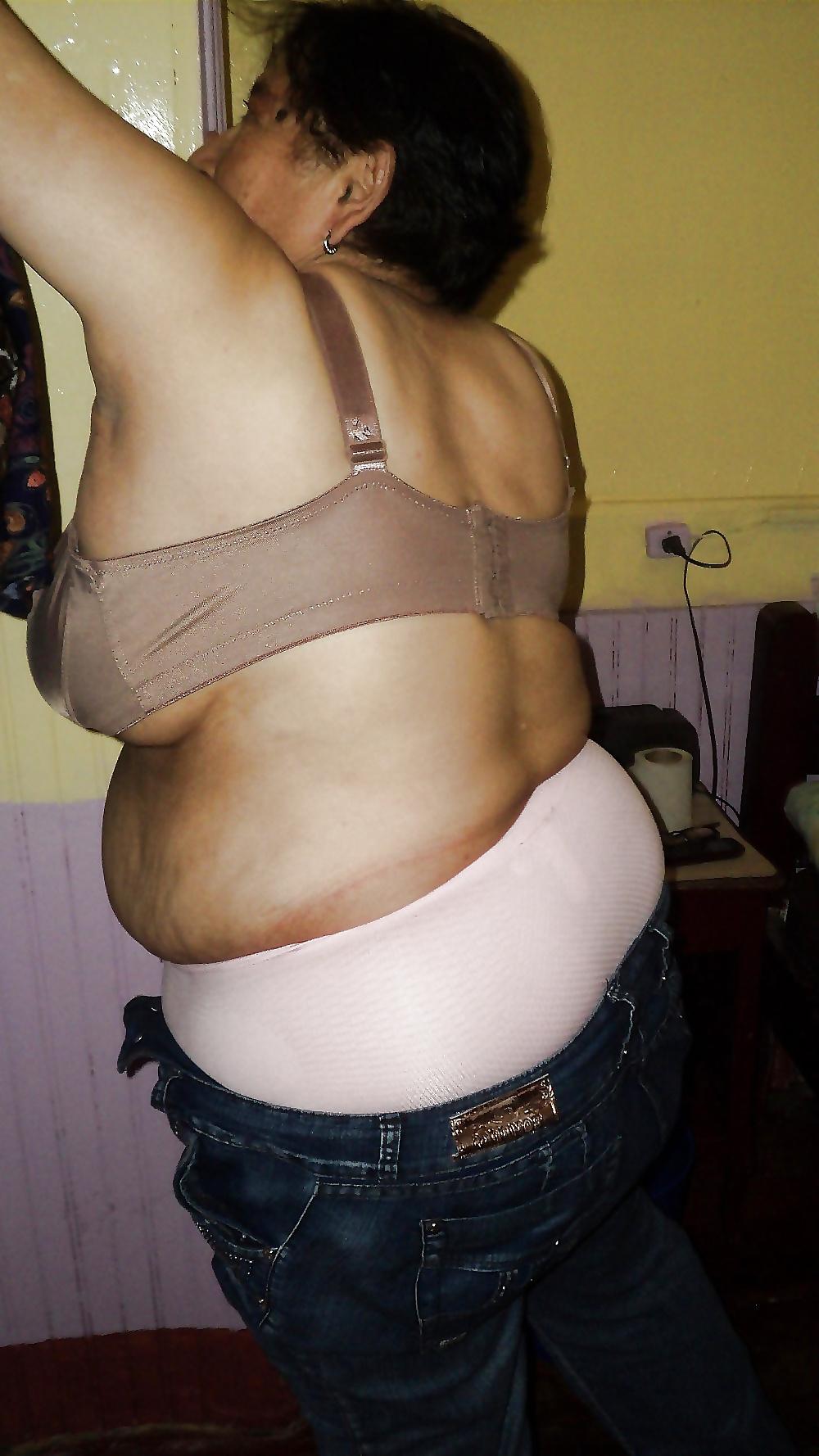 7P Fat Granny wouldn't get naked