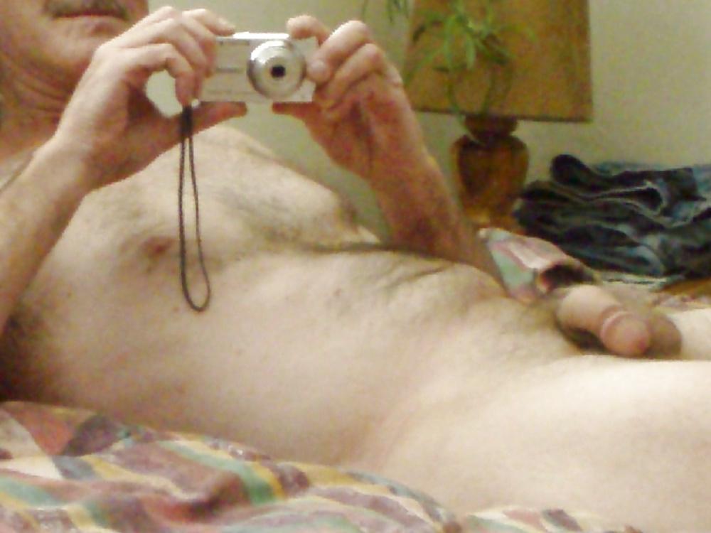 25P Mirror Self Pics
