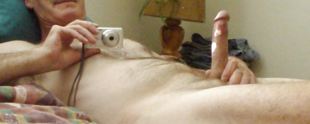 25P Mirror Self Pics