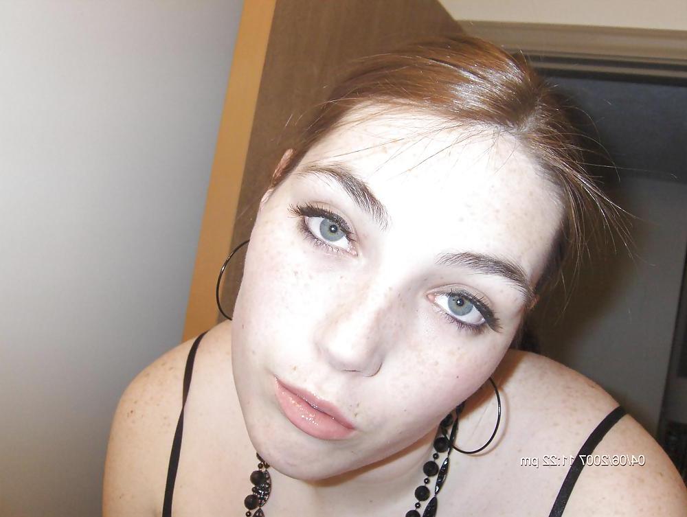 25P Cute curvy teen