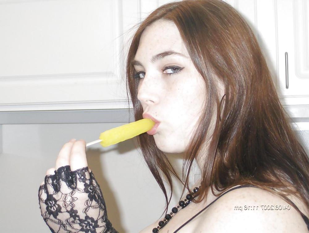 25P Cute curvy teen