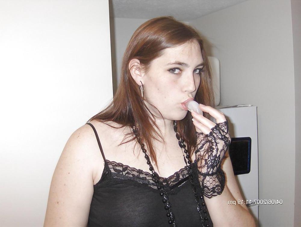 25P Cute curvy teen