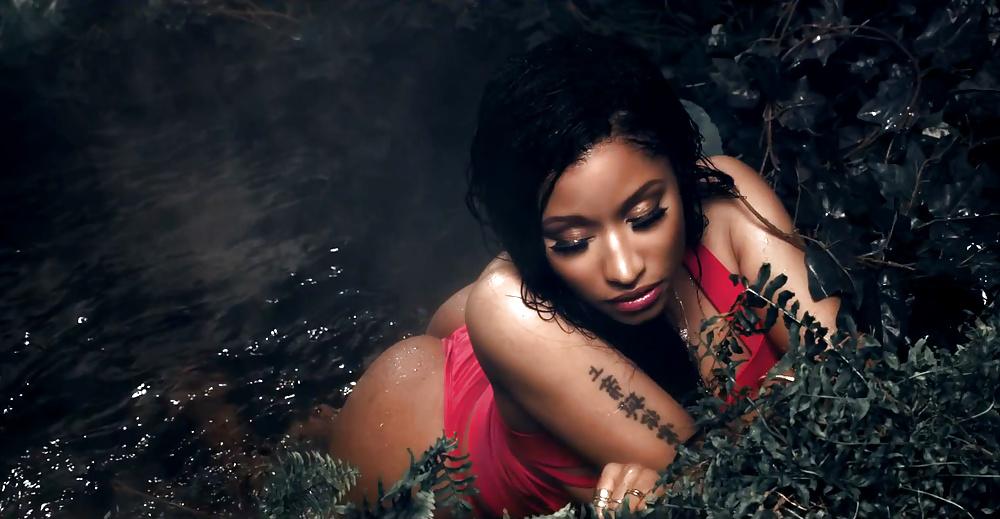 13P Nicki Minaj Big Fat Ass