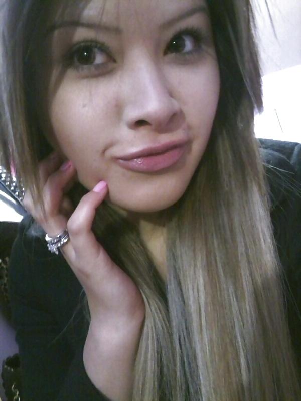 12P Hot blonde pics check her video out too