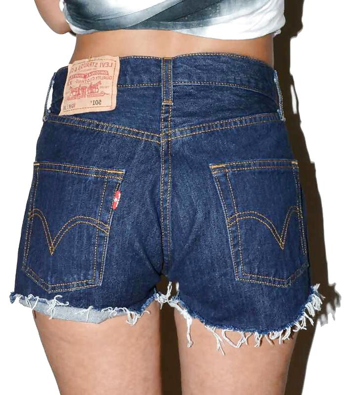 17P Babes Wearing Levi's Jeans from ebay