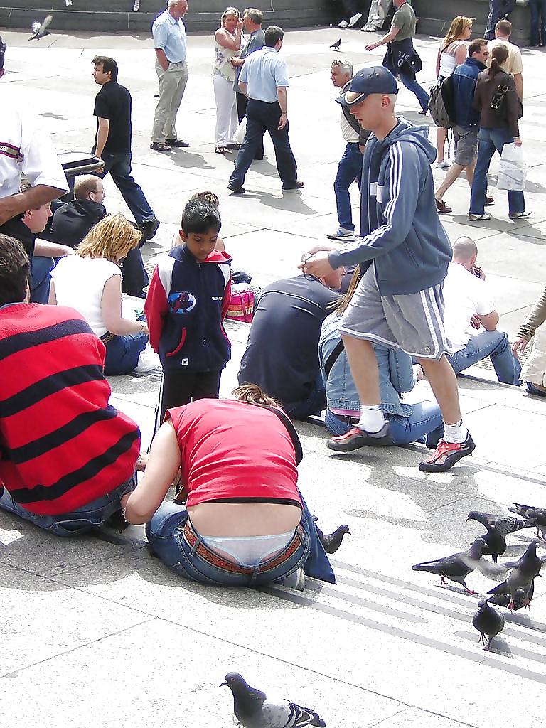 25P Thong Hunting In London