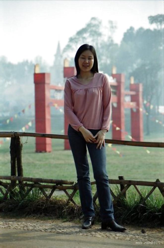 8P Chinese wife