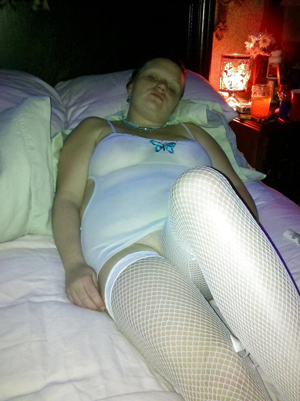 10P Fat slut meg exposed